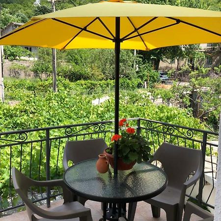 Apartman Nina2 Risan Buitenkant foto