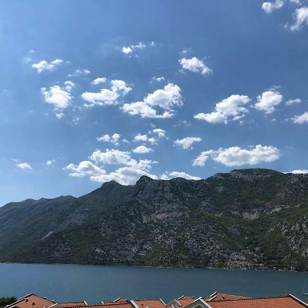 Apartman Nina2 Risan Buitenkant foto