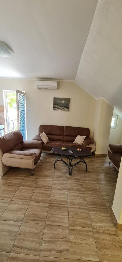 Apartman Nina2 Risan Buitenkant foto
