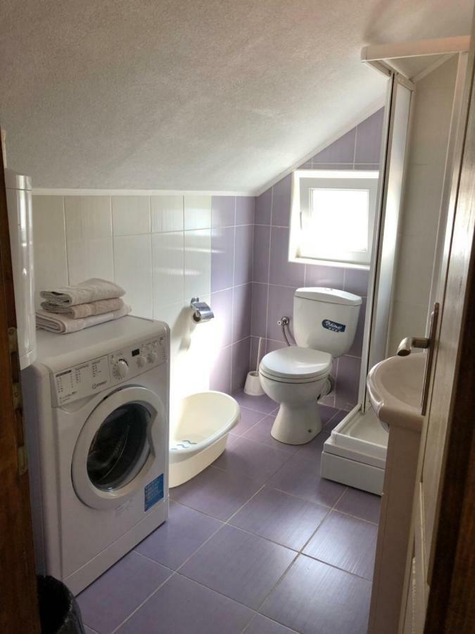 Apartman Nina2 Risan Buitenkant foto