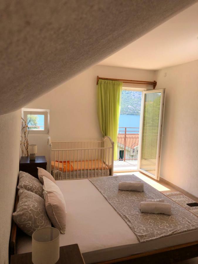 Apartman Nina2 Risan Buitenkant foto