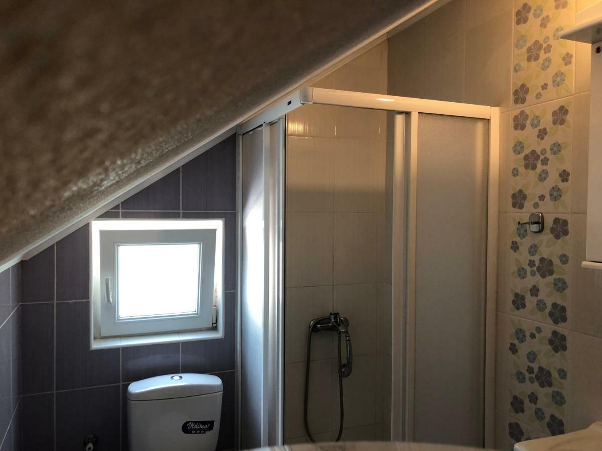 Apartman Nina2 Risan Buitenkant foto